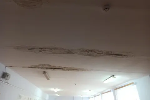 В переславских школах и детсадах потекли крыши