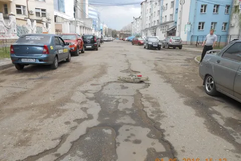 Ярославская прокуратура потребовала отремонтировать дороги в центре города