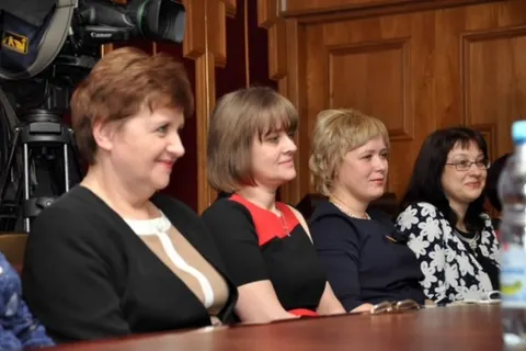 В Правительстве Ярославской области наградили лучших учителей