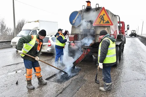 В Ярославле на Юго-Западной окружной дороге залатали ямы