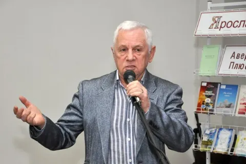В Ярославле представили книгу об Иване Ткаченко «Стрижи» на льду»