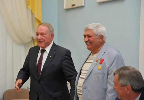 Бывший ректор Ярославского университета награжден сразу двумя медалями