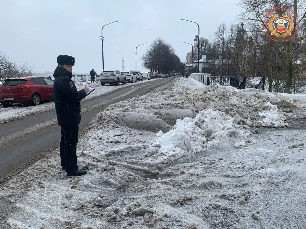 ГИБДД накажет чиновников мэрии после первых снегопадов в Ярославле