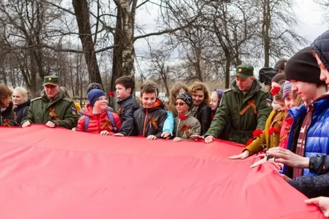 В Ярославль прибыла марш-эстафета «Звезда нашей Великой Победы»
