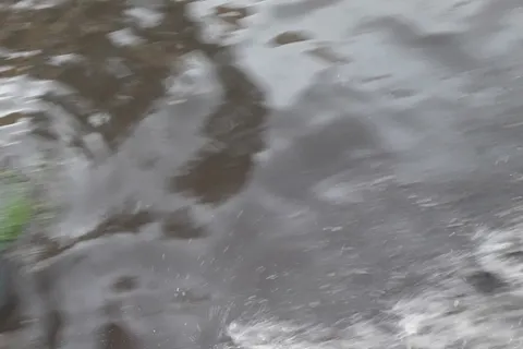 Вода,  вода, кругом – вода: сильный ливень буквально затопил Ярославль