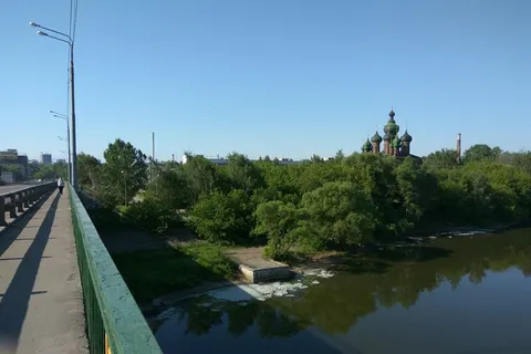 В Ярославле «Русские краски» сбросили грязные стоки в Которосль