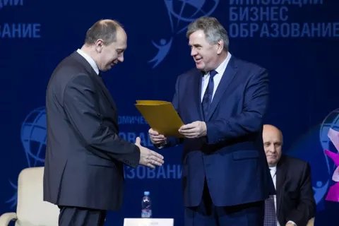 Ярославское правительство заключило с крупными предприятиями соглашения о социально-экономическом партнерстве