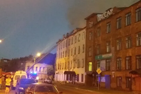 В центре Рыбинска горел торговый центр