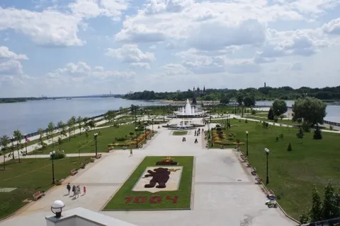 В Ярославле завершили работу по цветочному оформлению города