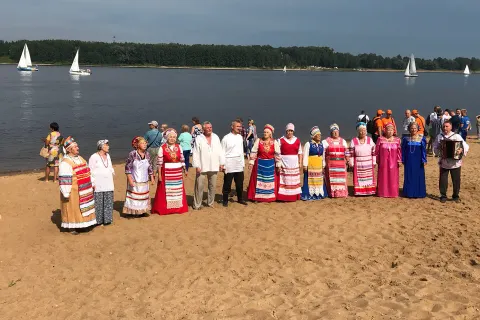 В Рыбинске бурлаками стали китайцы и африканцы