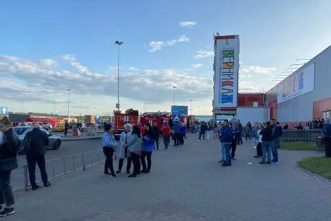 В Ярославле после пожара открыли только часть «Вернисажа»