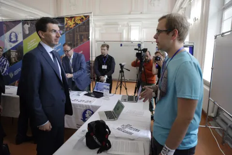 Помощнику Президента РФ Игорю Щеголеву представили проекты ярославских студентов