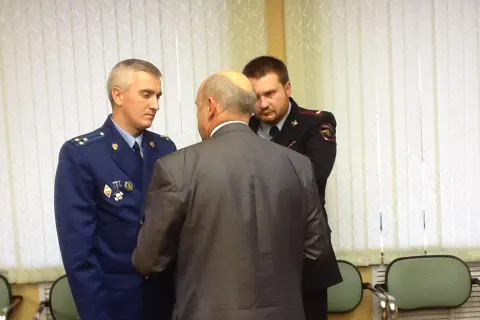 Сотрудники ГУЭБиПК МВД России работали в Ярославле по обманутым дольщикам