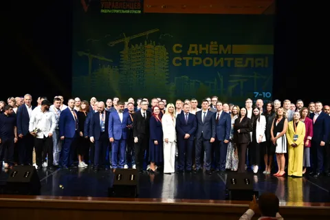 Зампред Ярославской областной Думы поздравил строителей с праздником