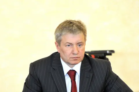 На внеочередном заседании муниципалитета Ярославля внесли поправки в бюджет. Фоторепортаж