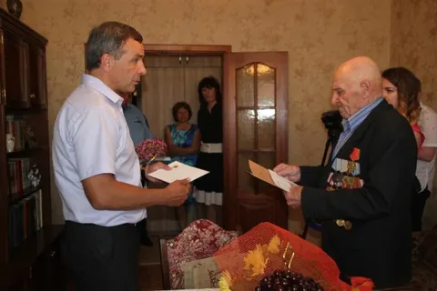 В Ярославле ветеран Великой Отечественной отметил 90-летний юбилей