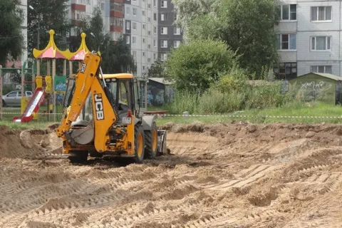 Депутаты муниципалитета Ярославля проверили, как идет строительство социальных объектов