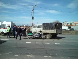 В  Ярославской области мотоциклист попал под колеса УАЗа