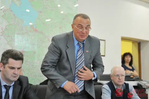 Председатель избиркома Ярославской области Денис Васильев написал заявление на имя губернатора. С фото из архива