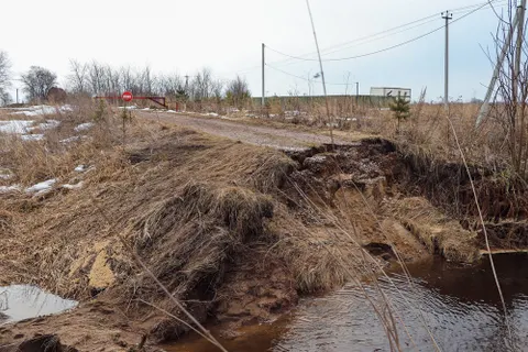В Ярославском районе размыло дорогу