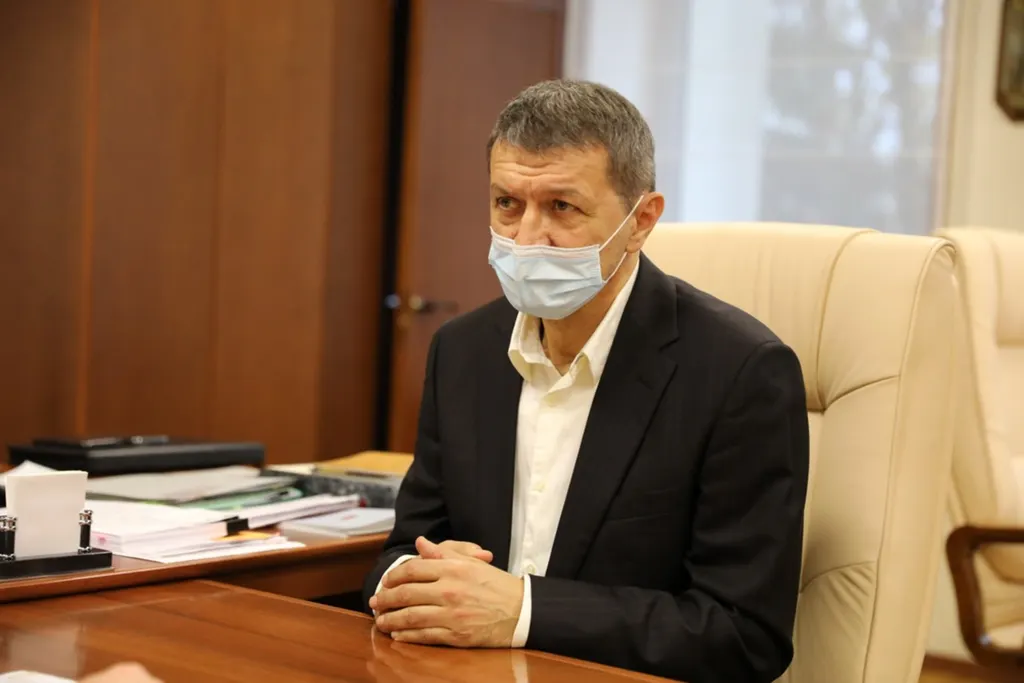 Новым главным тренером ярославского «Шинника» станет Юрий Газзаев