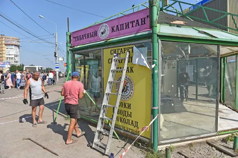 В Ярославле продолжается снос незаконных ларьков
