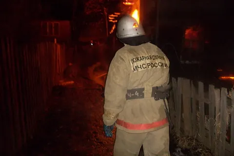 В Ярославле сгорел жилой дом