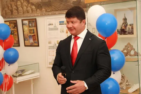 В Музее истории вручили паспорта четырнадцатилетним ярославцам