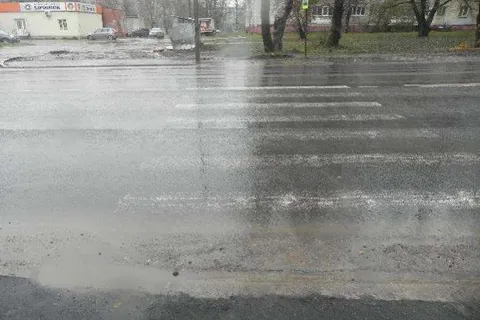  Миллионы, потраченные на разметку в Ярославле, смыло дождем: фото
