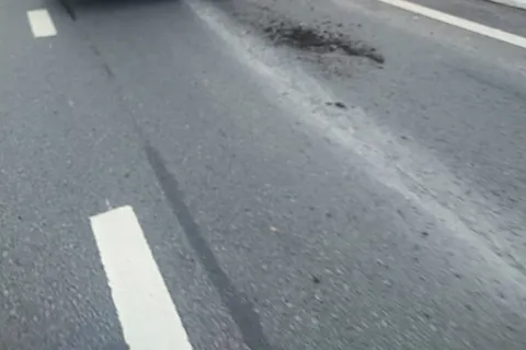 В Ярославле у автобуса во время движения отвалилось колесо