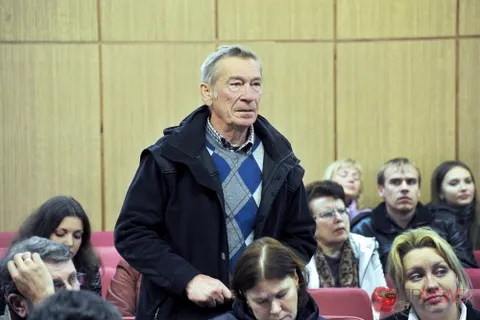 В Ярославле прошли публичные слушания по строительству жилого комплекса на месте бывшего Каретного двора. Фоторепортаж