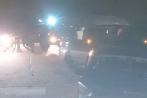 Аварию с пострадавшими в Ярославской области спровоцировал гололед