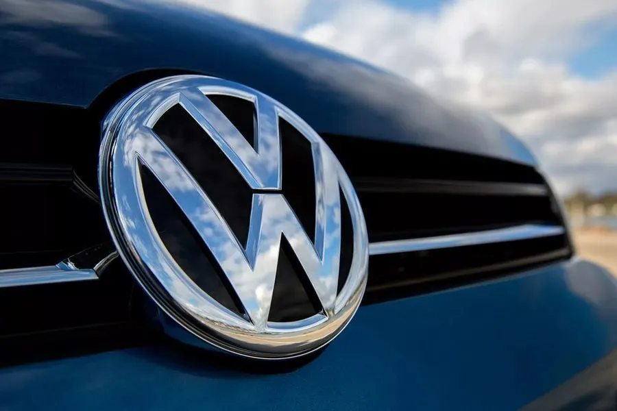 Где для авто VW можно недорого купить запчасти