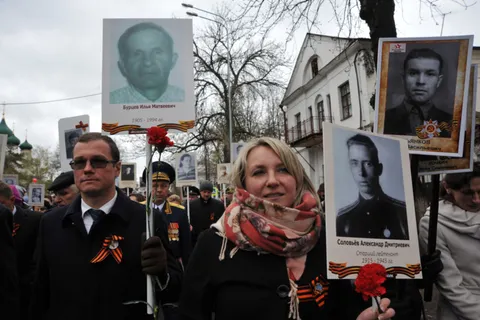 В строю «Бессмертного полка» прошли пятнадцать тысяч ярославцев