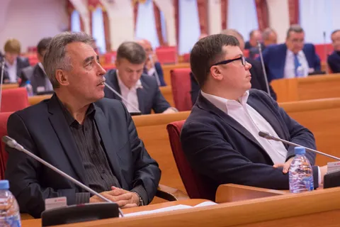 Эльхан Мардалиев: «Внесение бюджета в Думу опаздывает на месяц»