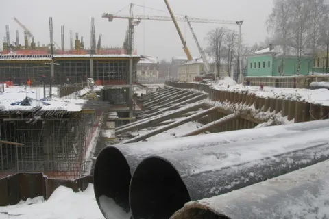 Строительные площадки  наступают на Бутусовский парк в центре Ярославля