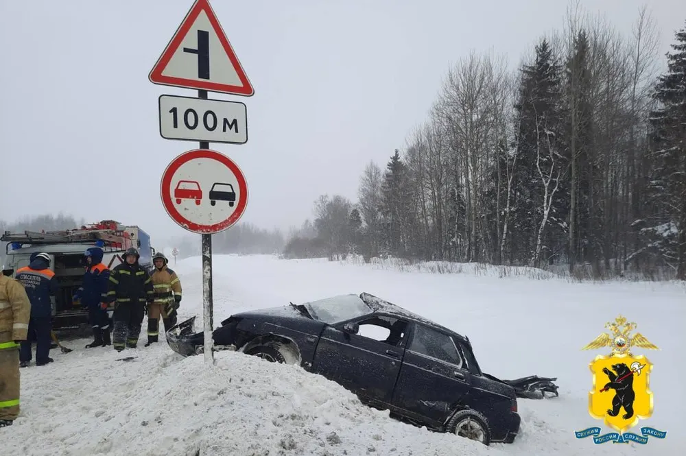 Два человека погибли в аварии на трассе под Ярославлем
