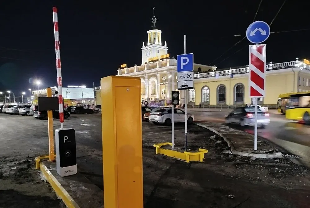 Платная парковка на Ярославле-Главном заработает с 17 февраля