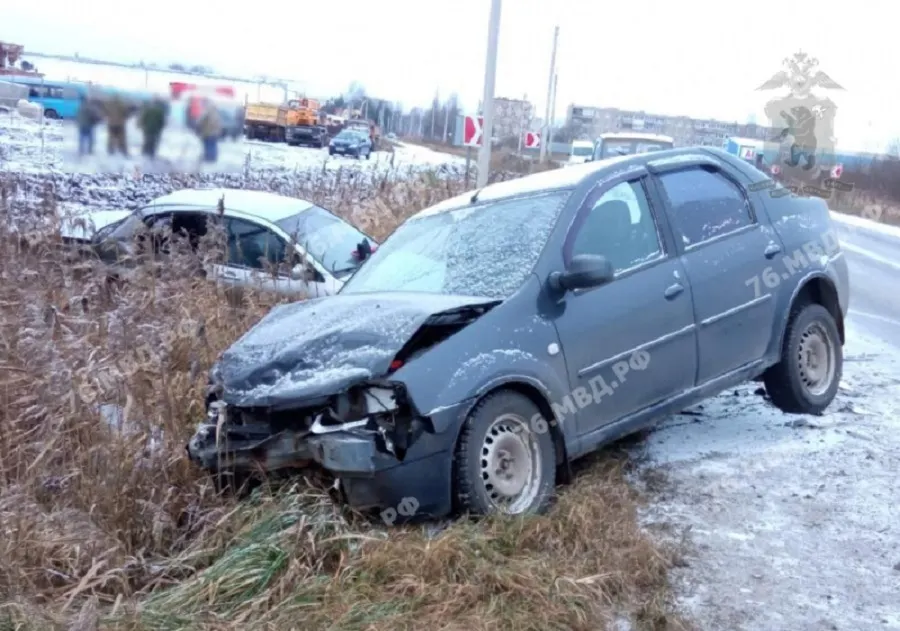 В Ярославской области в ДТП пострадали женщина и подросток