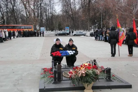 В Ярославле отметили День Неизвестного солдата