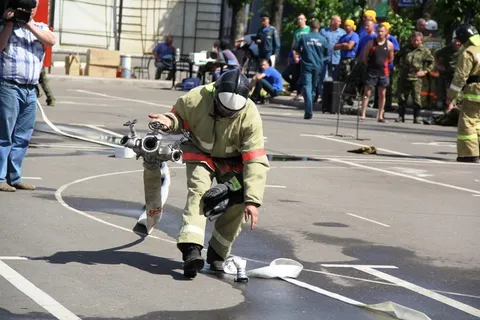 В Ярославле соревновались добровольные пожарные