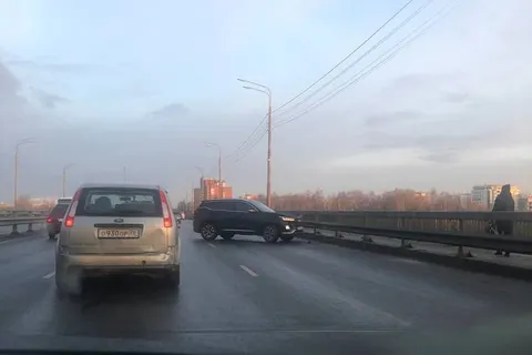 На ярославских мостах случилось машинное побоище