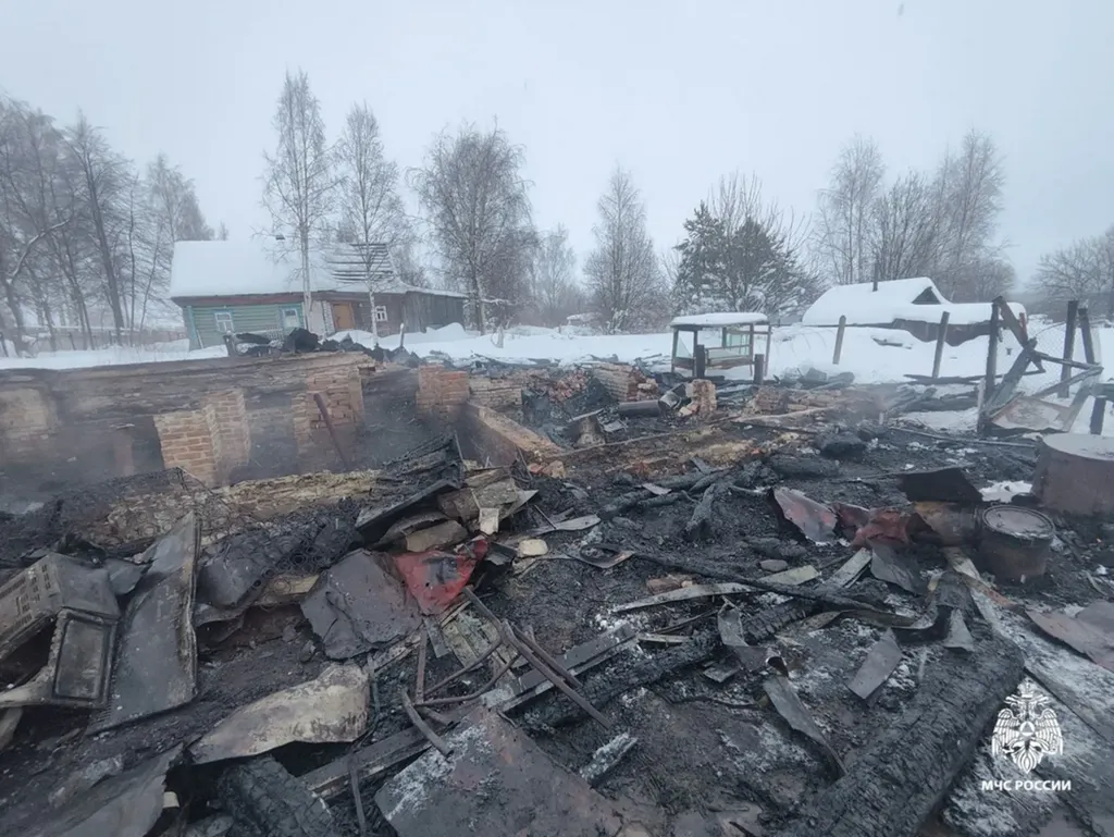 Под Ярославлем в пожаре погиб человек