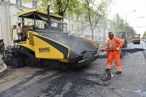 На проспекте Ленина в Ярославле проверили качество дорожных работ