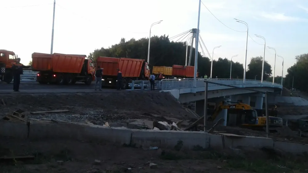 Завтра планируют открыть мост через Которосль в Ярославле